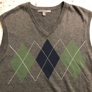 Old Navy sweater vest sz L